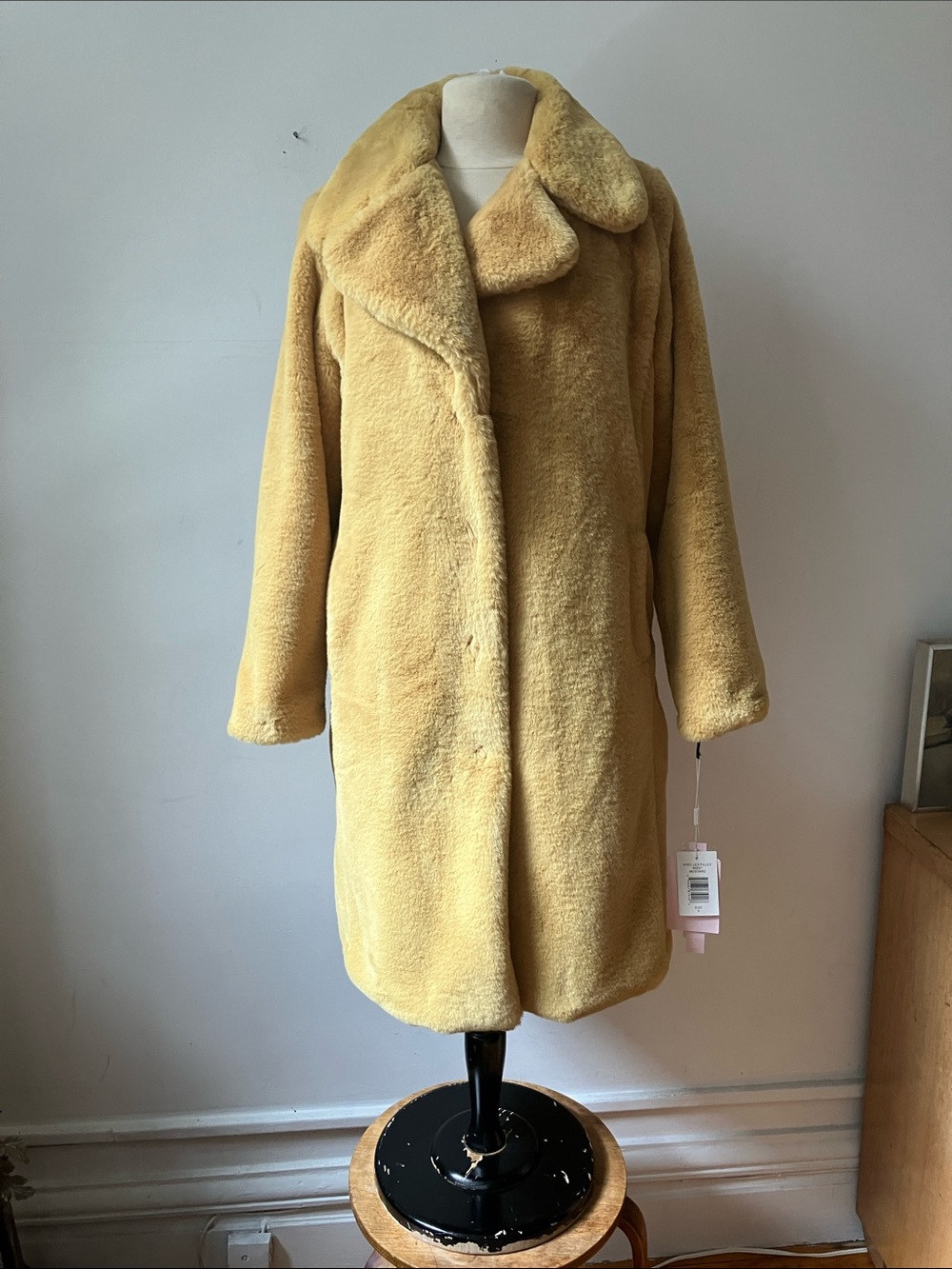 Avec les Filles new with tag mustard size small teddy coat